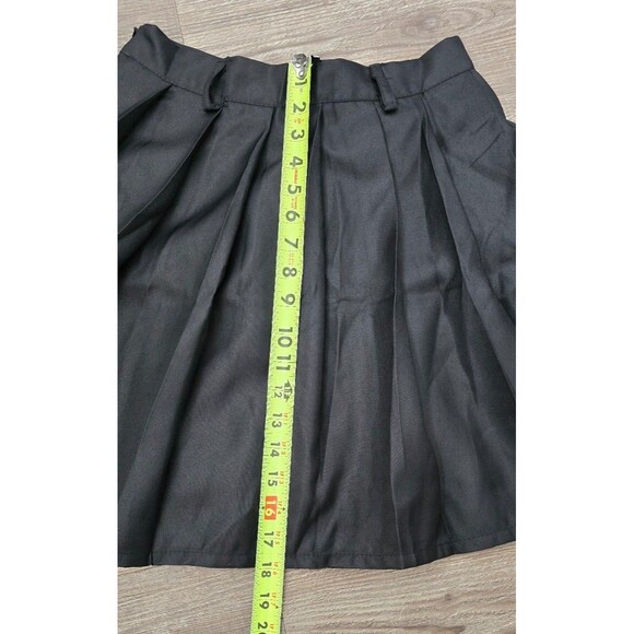 pleated black   mini skirt - Picture 6 of 6